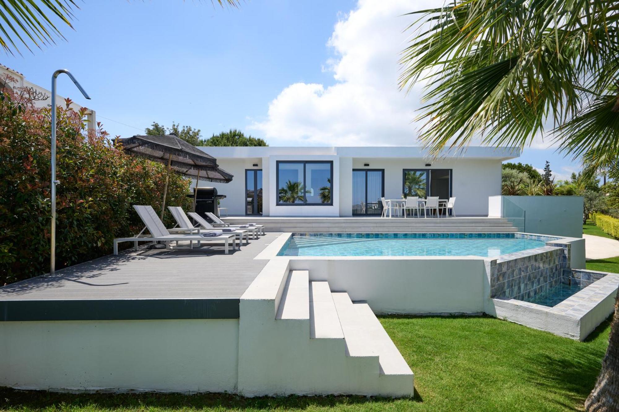 Villa Kyamon Estate Luxury *
